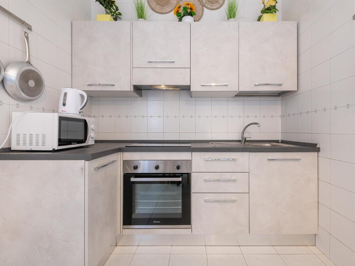 La Marina Panorama Apartment กาญารี ภายนอก รูปภาพ